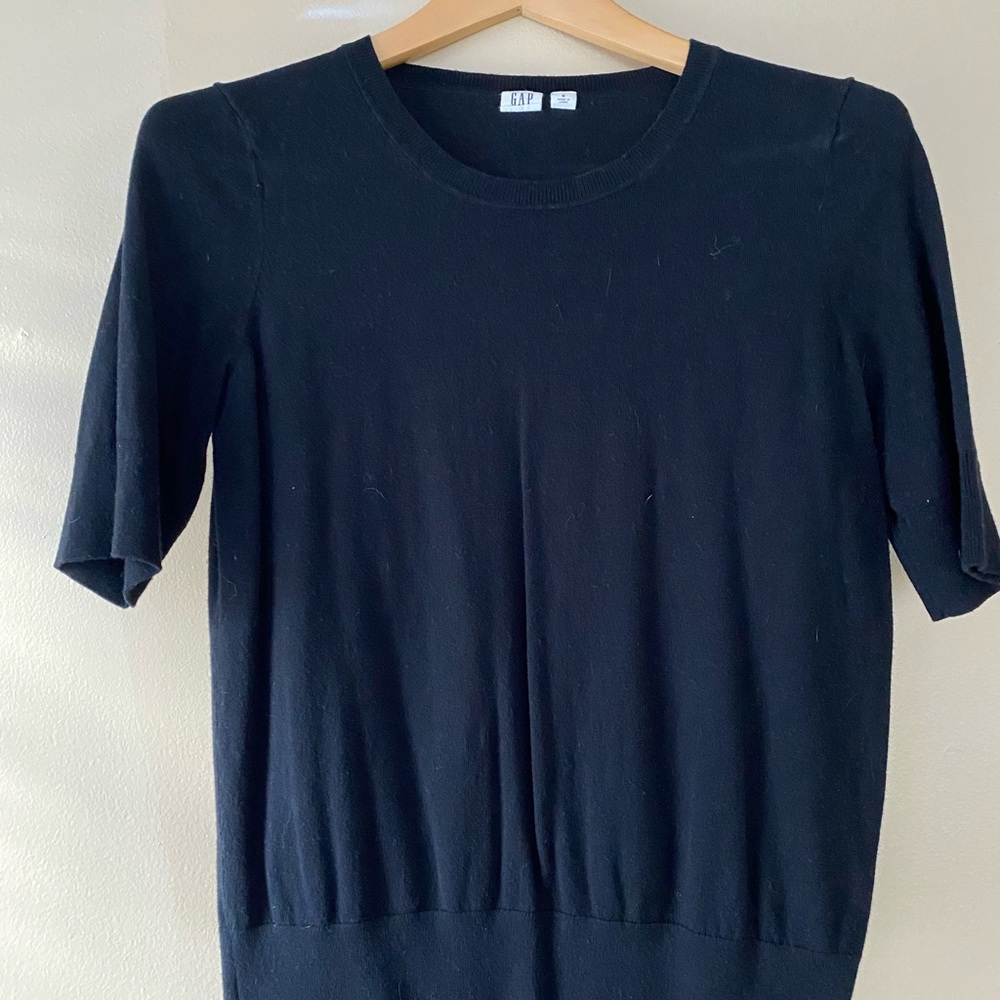 Gap short sleeve sweater